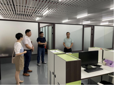 廣西大學(xué)團(tuán)委書記謝能重一行蒞臨科技園考察指導(dǎo)，聚焦科技企業(yè)孵化器運(yùn)營(yíng)與管理